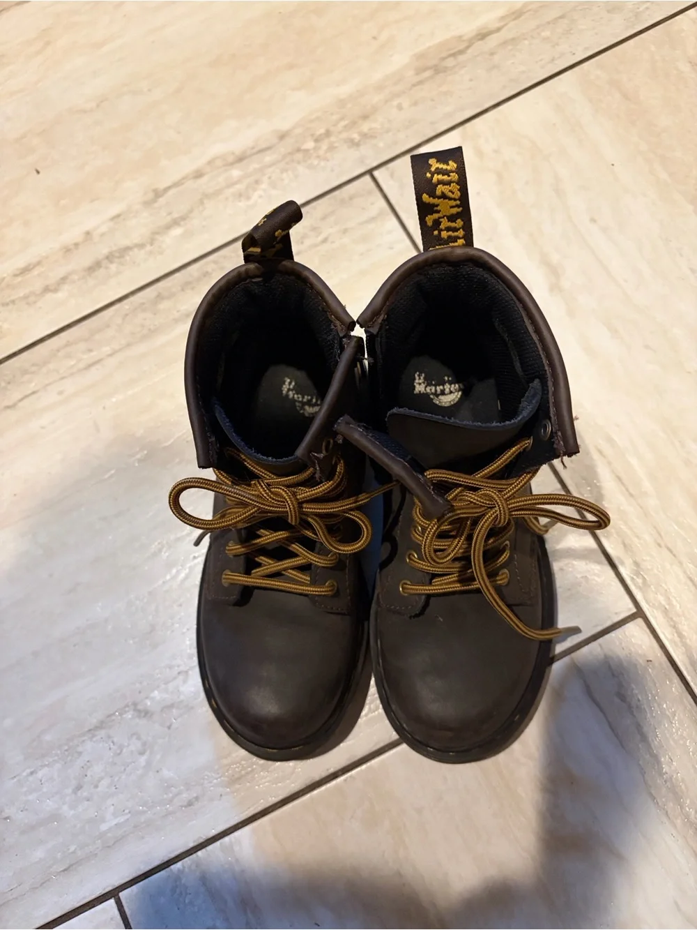 Dr. Martens classic dr